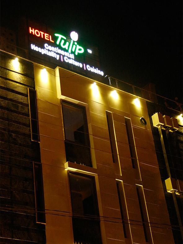 Tulip Continental Hamirgarh Exterior foto